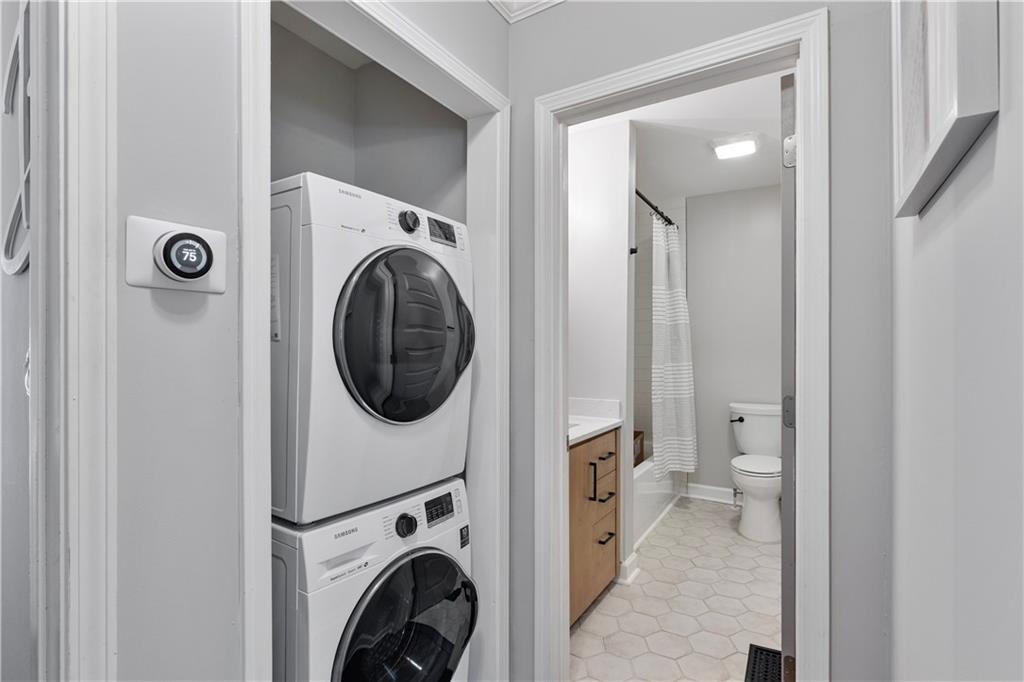 225 Martha Avenue NE