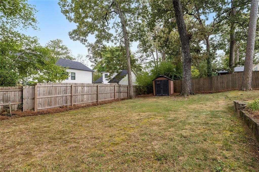 225 Martha Avenue NE