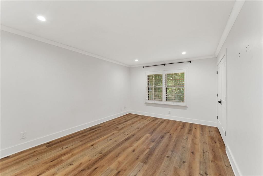 143 Amherst Place NW