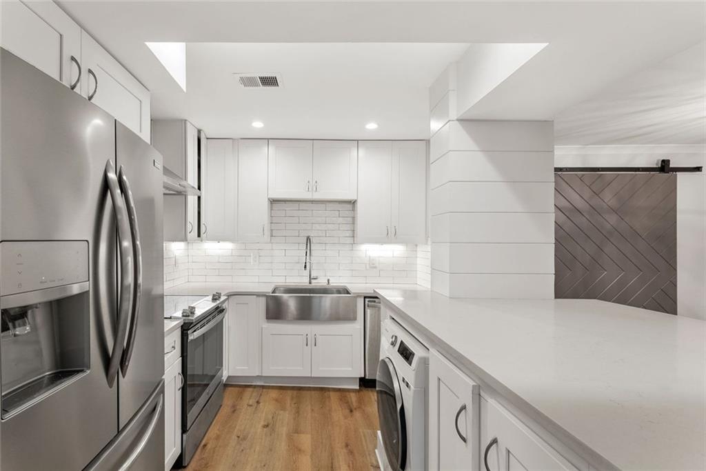 143 Amherst Place NW