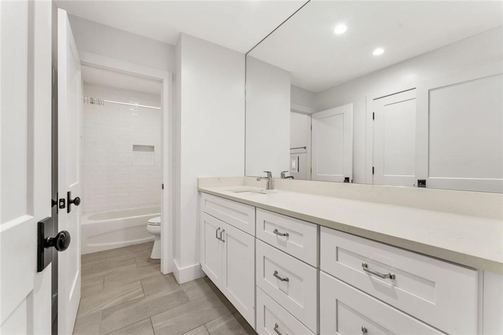 143 Amherst Place NW