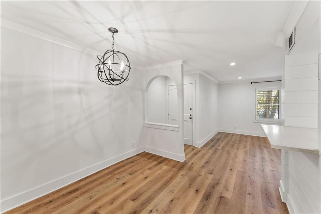 143 Amherst Place NW