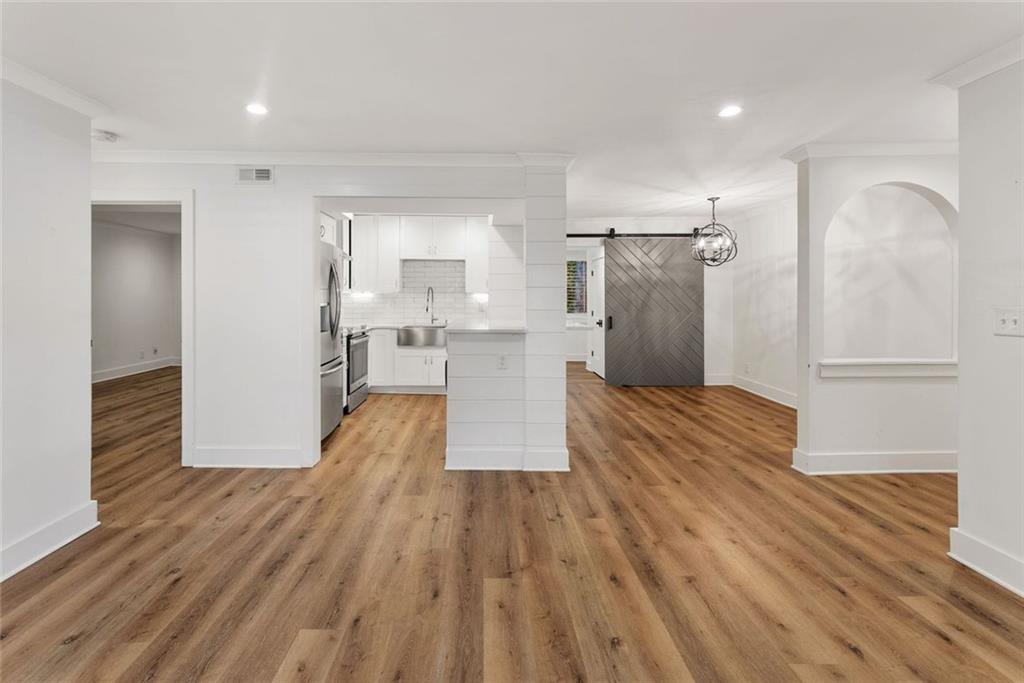 143 Amherst Place NW