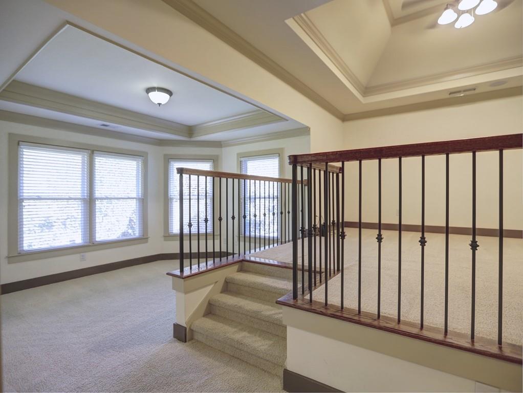 305 Arlington Circle