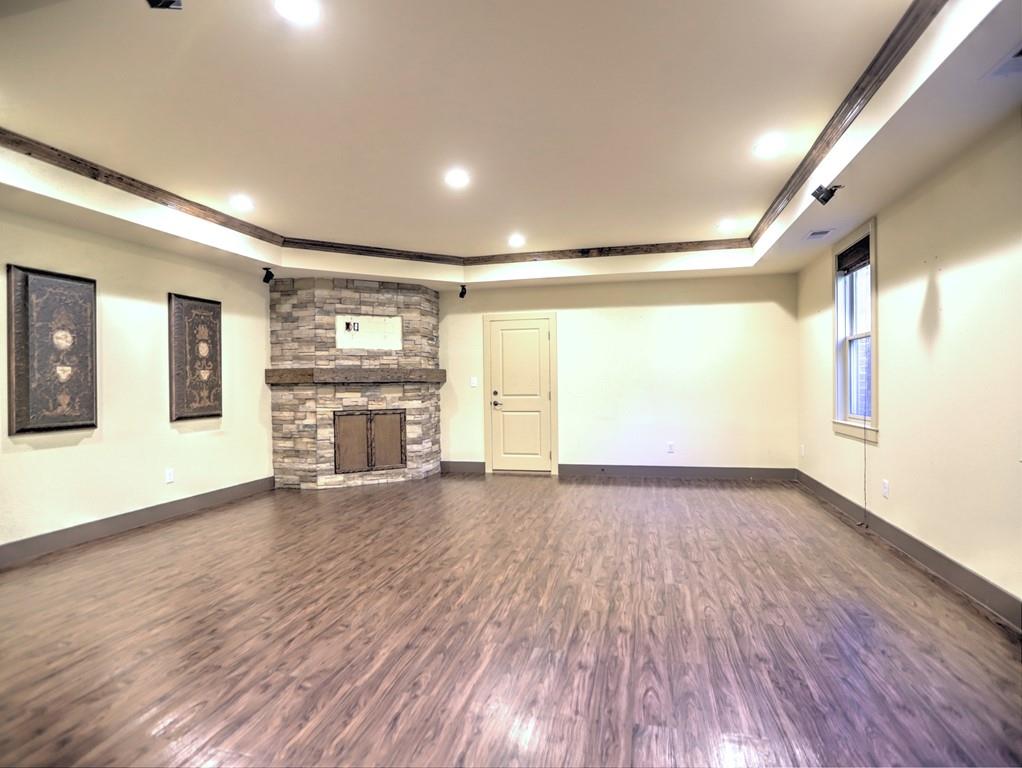 305 Arlington Circle