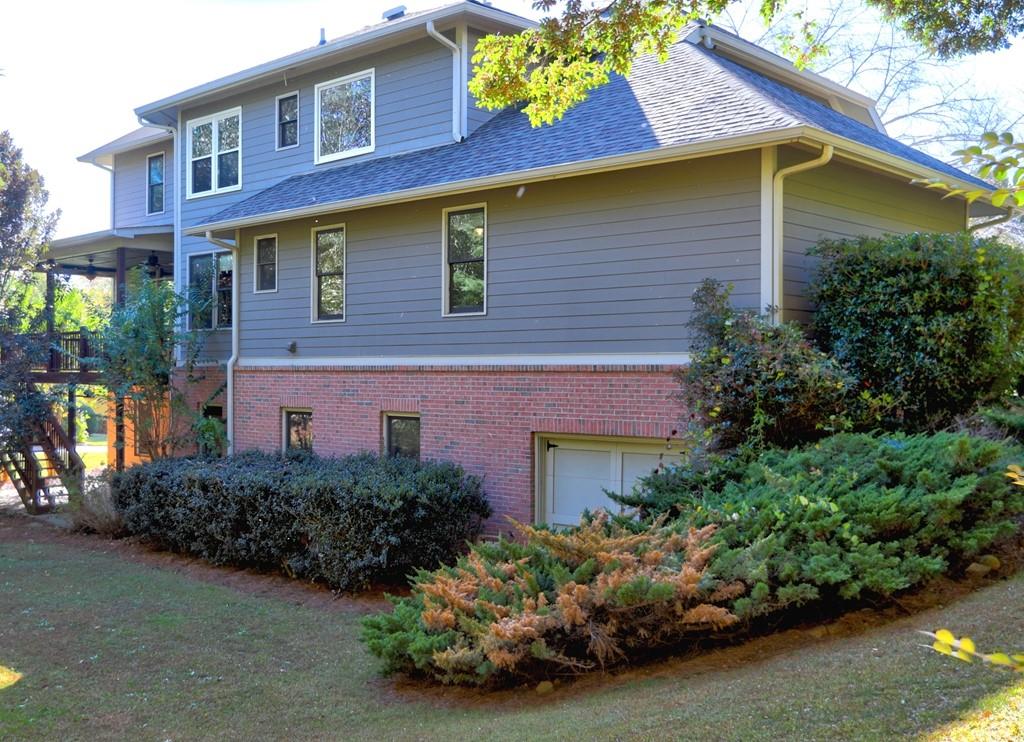 305 Arlington Circle