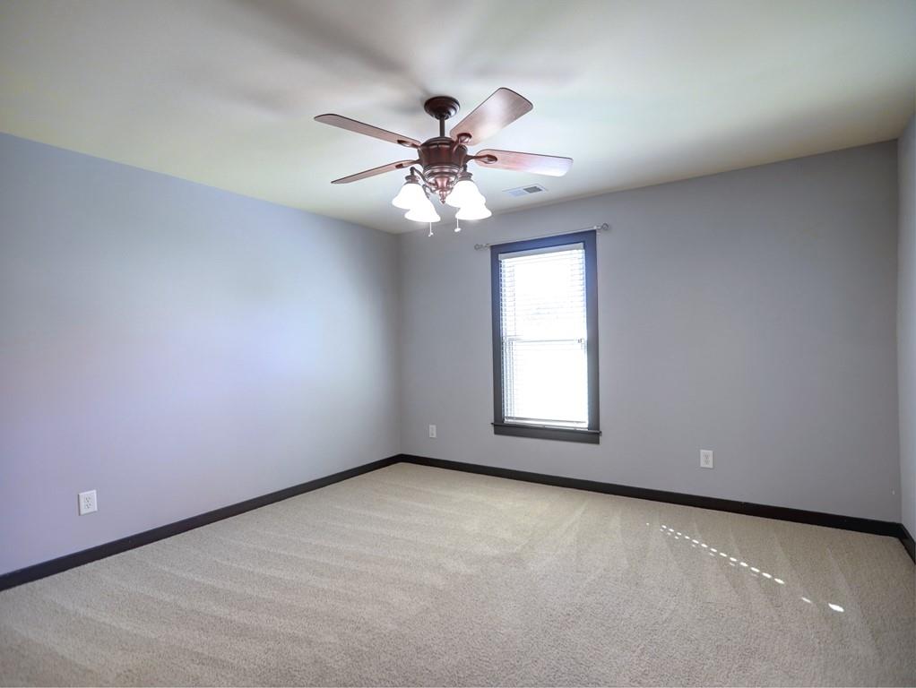 305 Arlington Circle