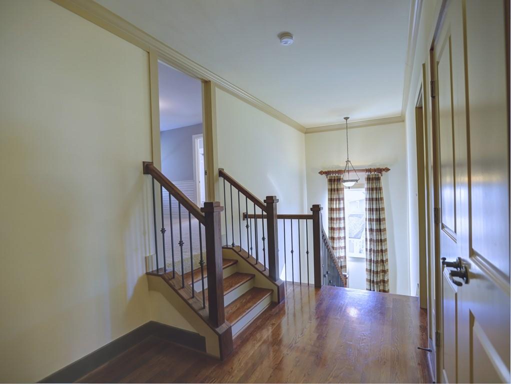 305 Arlington Circle