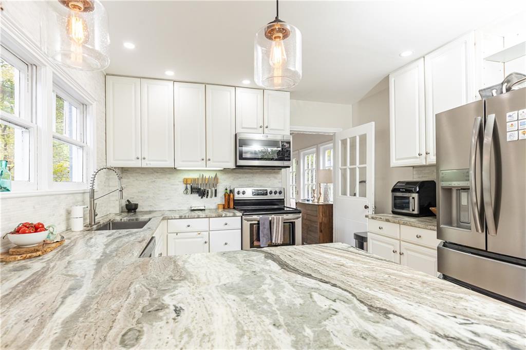 1845 Windemere Drive NE