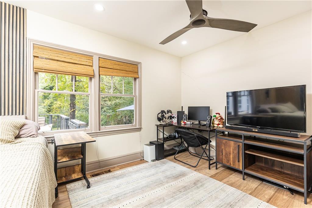 1845 Windemere Drive NE