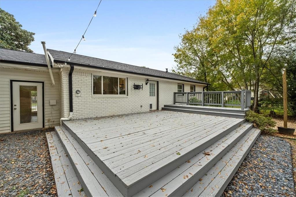 1913 Heathridge Court SE