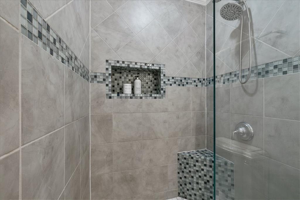 1913 Heathridge Court SE