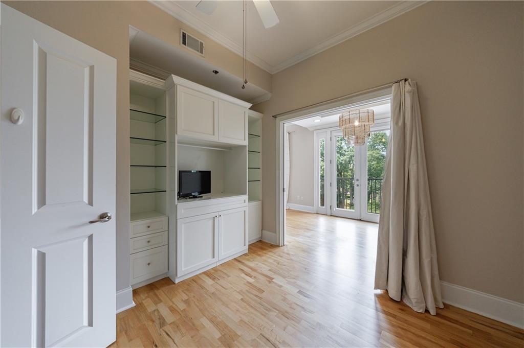 2255 Peachtree Road NE Unit 620