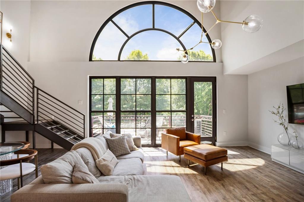 790 North Avenue NE Unit 209