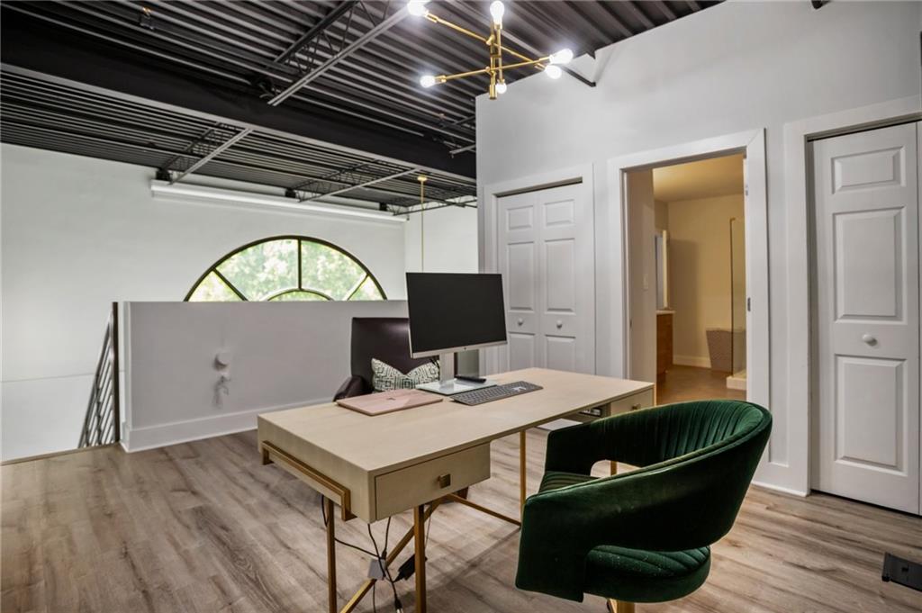 790 North Avenue NE Unit 209