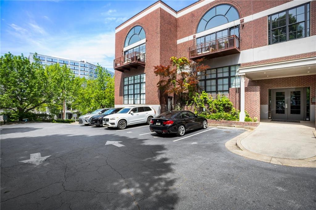 790 North Avenue NE Unit 209