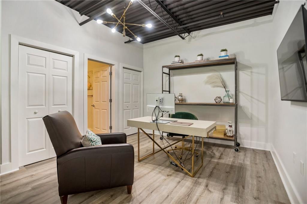 790 North Avenue NE Unit 209