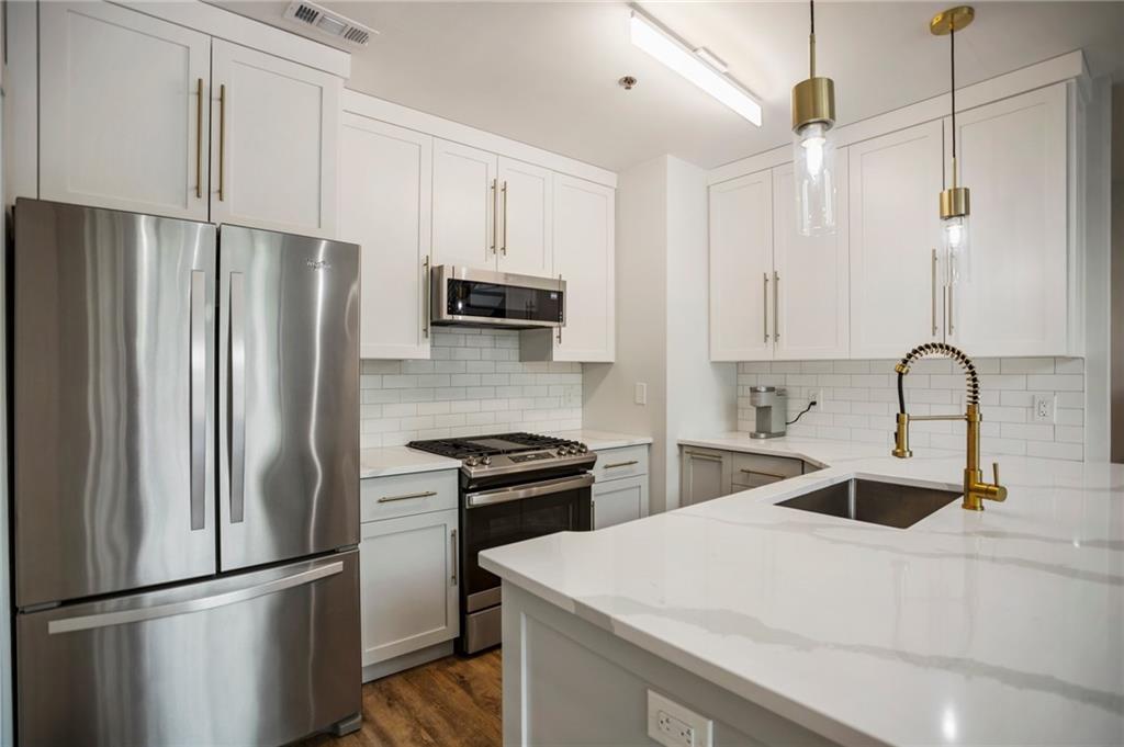 790 North Avenue NE Unit 209