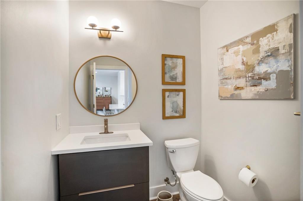 790 North Avenue NE Unit 209