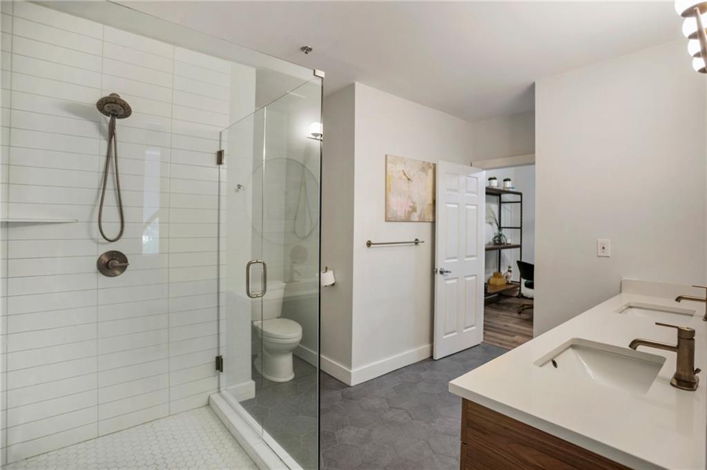 790 North Avenue NE Unit 209