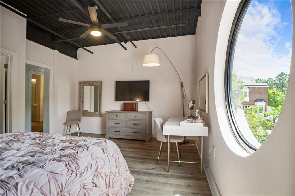 790 North Avenue NE Unit 209