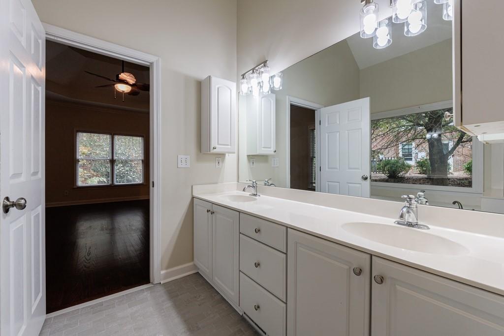 5055 Hickory Hills Drive NE