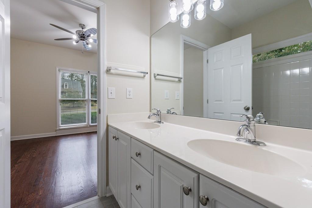 5055 Hickory Hills Drive NE