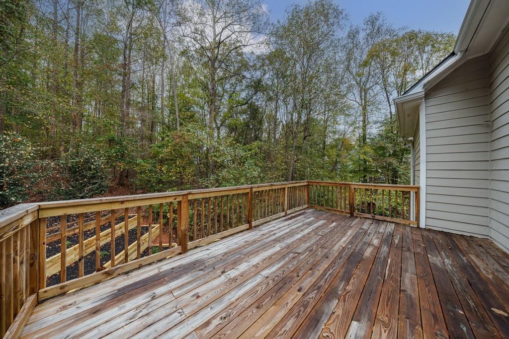 5055 Hickory Hills Drive NE