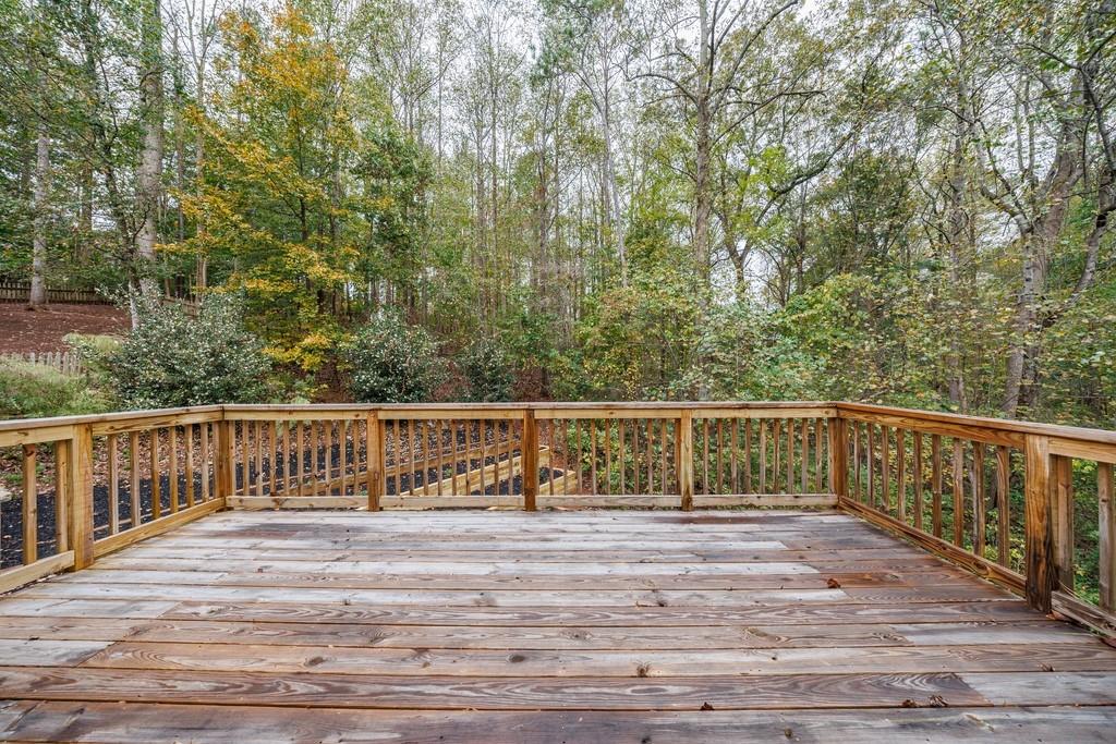 5055 Hickory Hills Drive NE