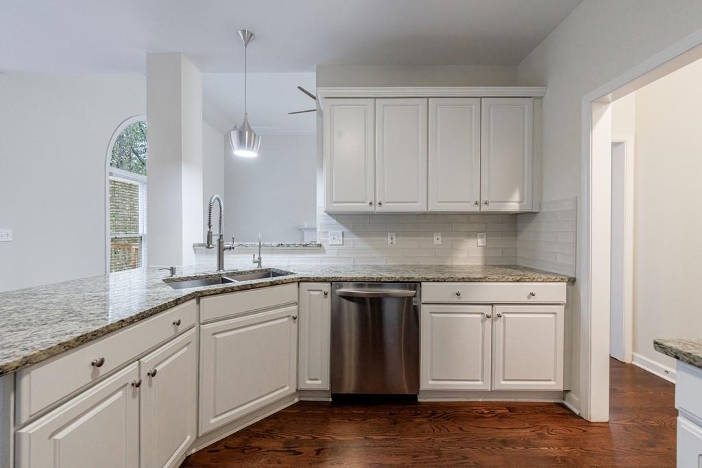 5055 Hickory Hills Drive NE