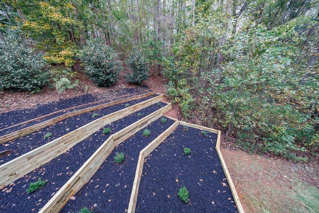 5055 Hickory Hills Drive NE