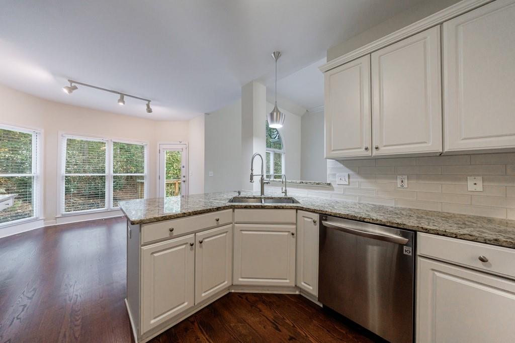 5055 Hickory Hills Drive NE