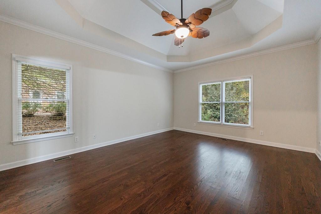 5055 Hickory Hills Drive NE