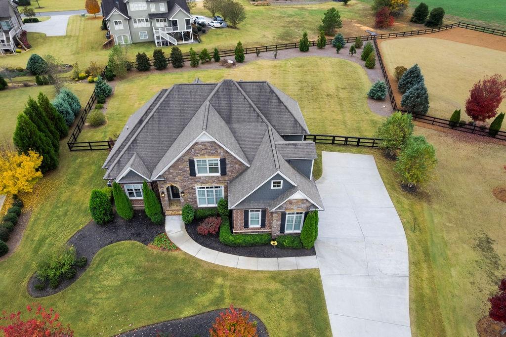 34 River Shoals Drive SE