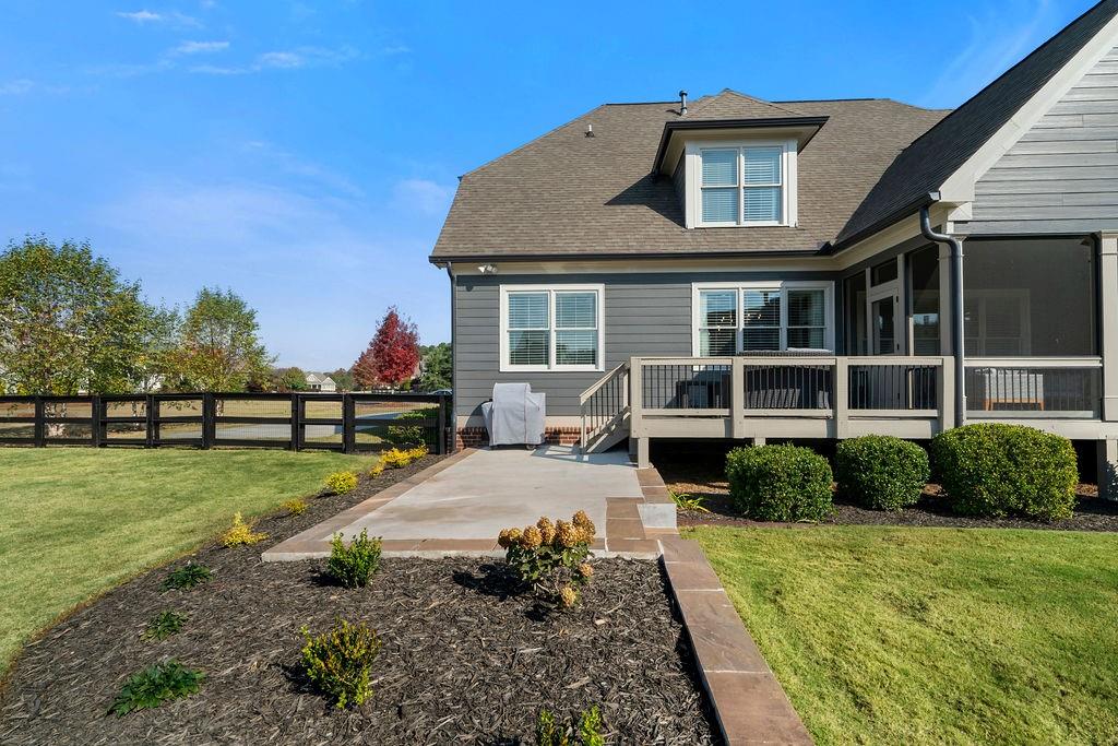 34 River Shoals Drive SE