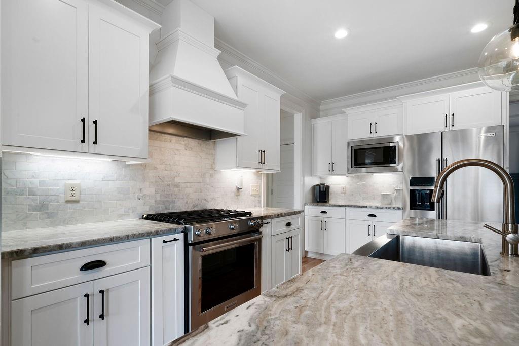 34 River Shoals Drive SE