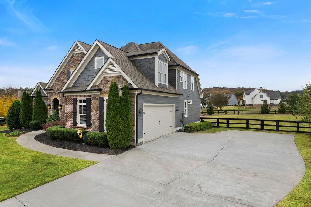 34 River Shoals Drive SE