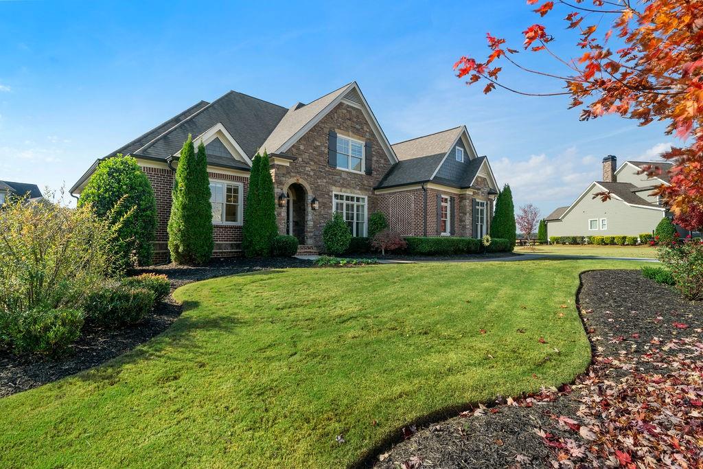 34 River Shoals Drive SE