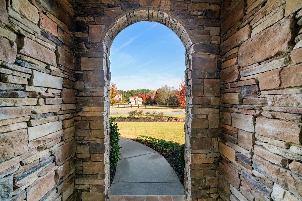 34 River Shoals Drive SE