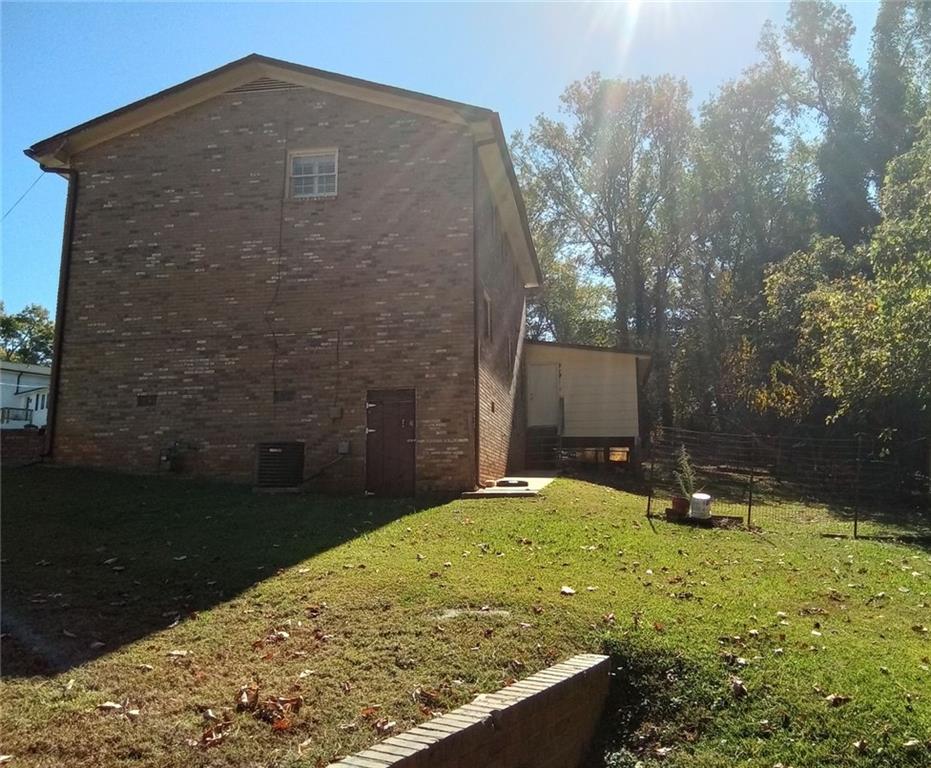 1757 Cherry Valley Circle SE