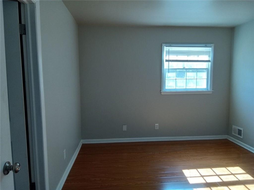 1757 Cherry Valley Circle SE