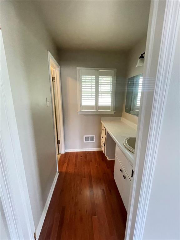 1757 Cherry Valley Circle SE