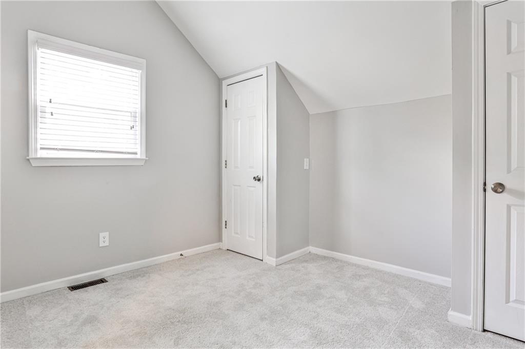 318 Glenwood Avenue SE