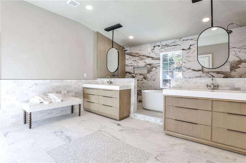 4730 Paran Valley NW