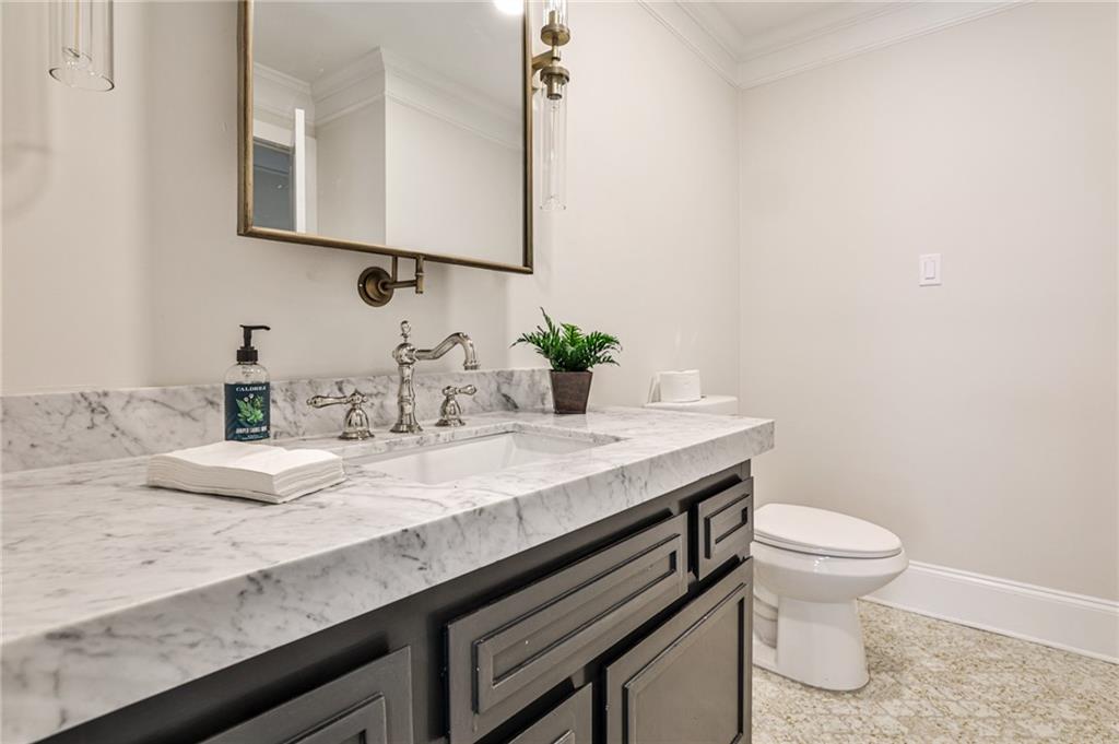 4730 Paran Valley NW