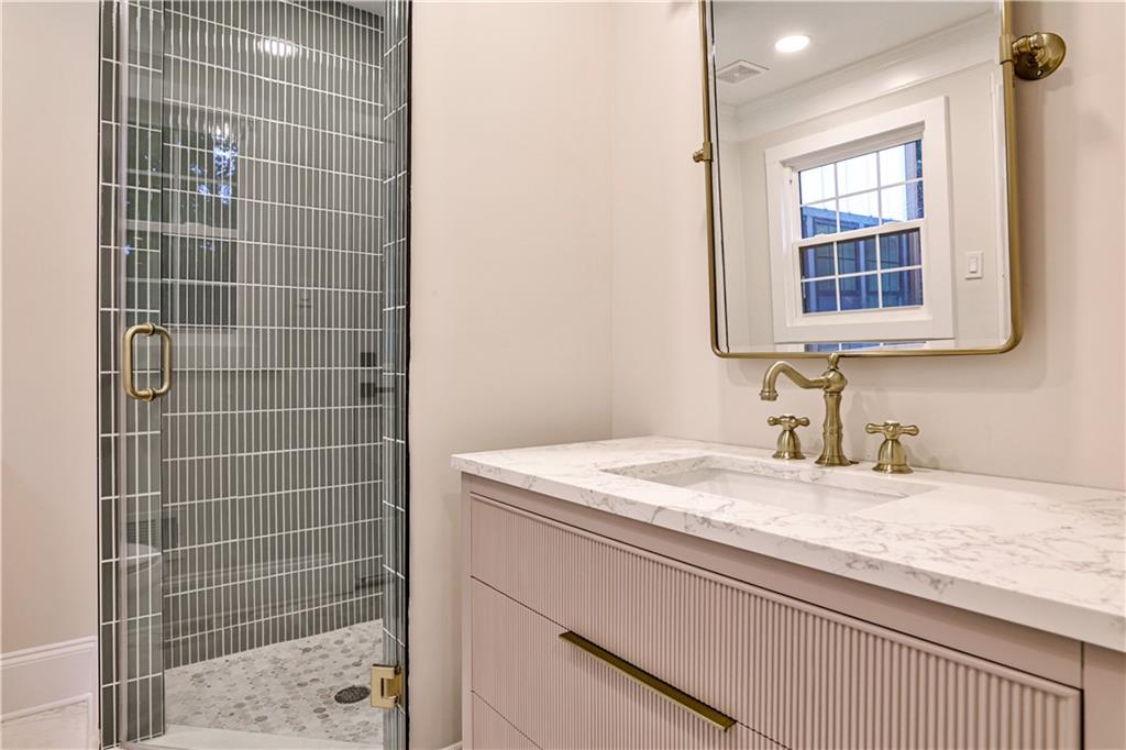 4730 Paran Valley NW