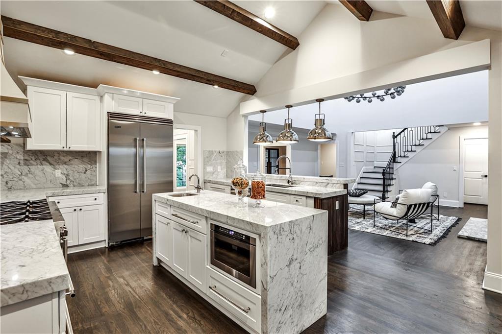 4730 Paran Valley NW