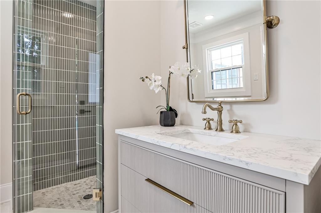 4730 Paran Valley NW