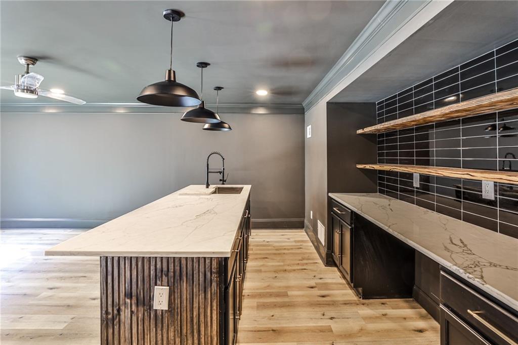 4730 Paran Valley NW