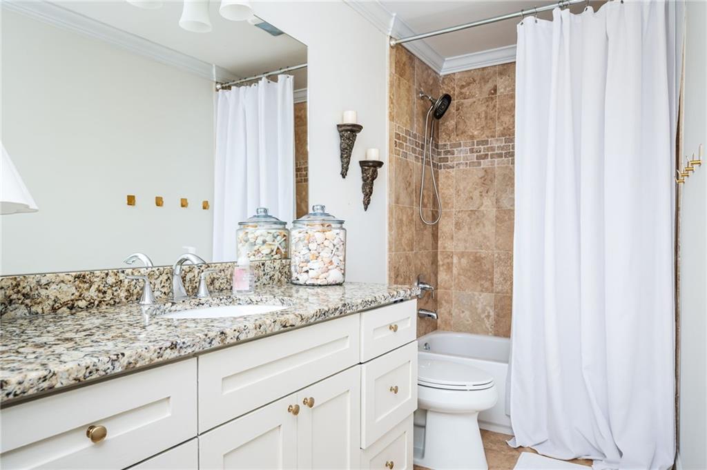 3158 Saybrook Drive NE